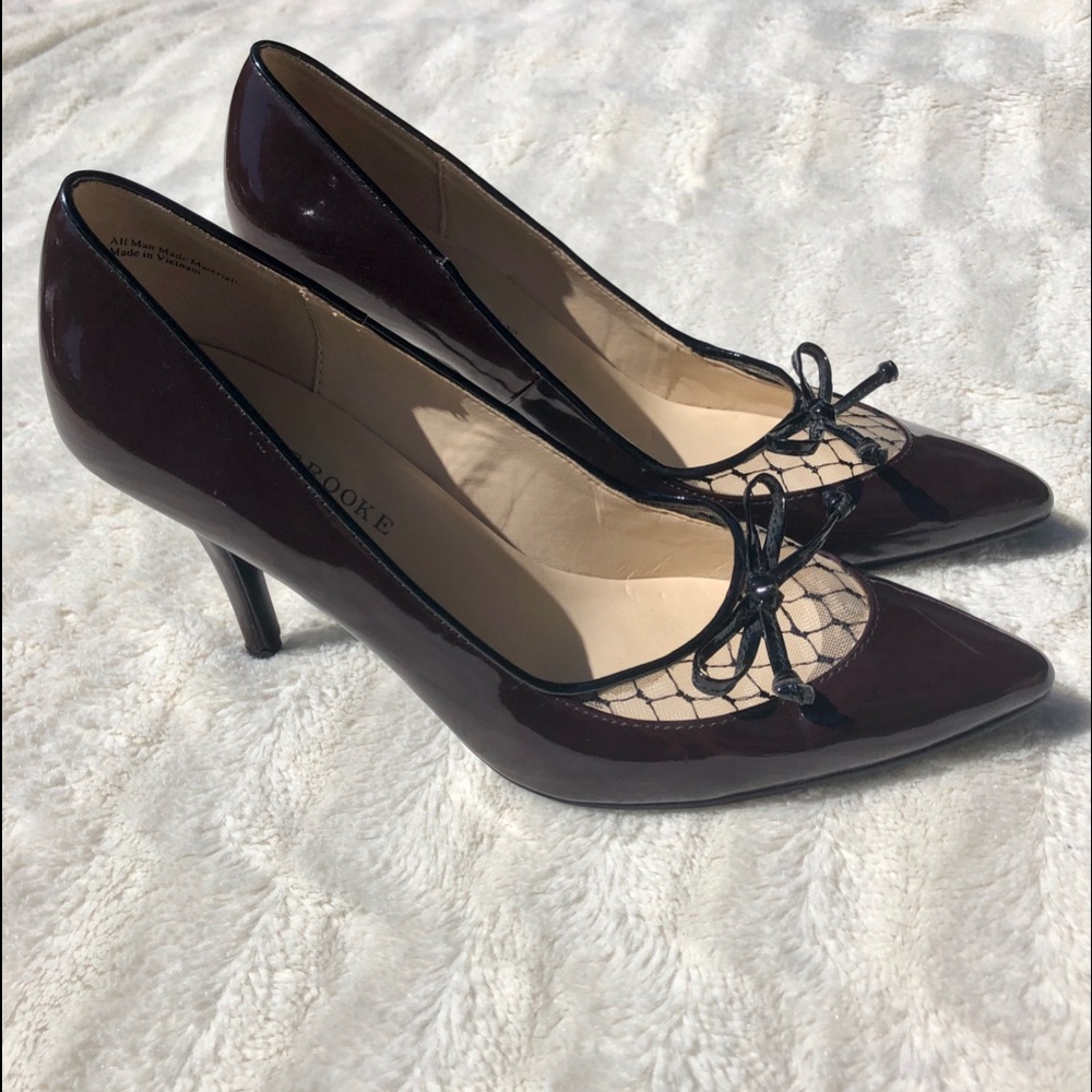 Audrey Brooke Bow Detail Pumps Size 8